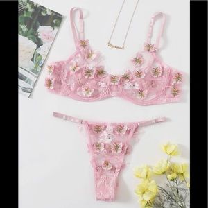 Shein pink butterfly lingerie set size 4xl